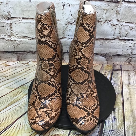 Kenneth Cole Women’s Snake Print Block Heel Ankle Justin Booties Boots Size 7M - Picture 2 of 8